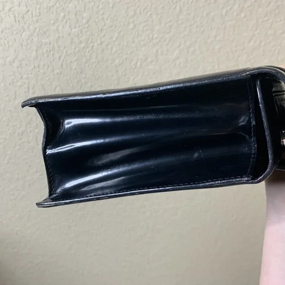 🎉HP🎉 Vintage Ralph Lauren Patent Black Handbag - Picture 5 of 13